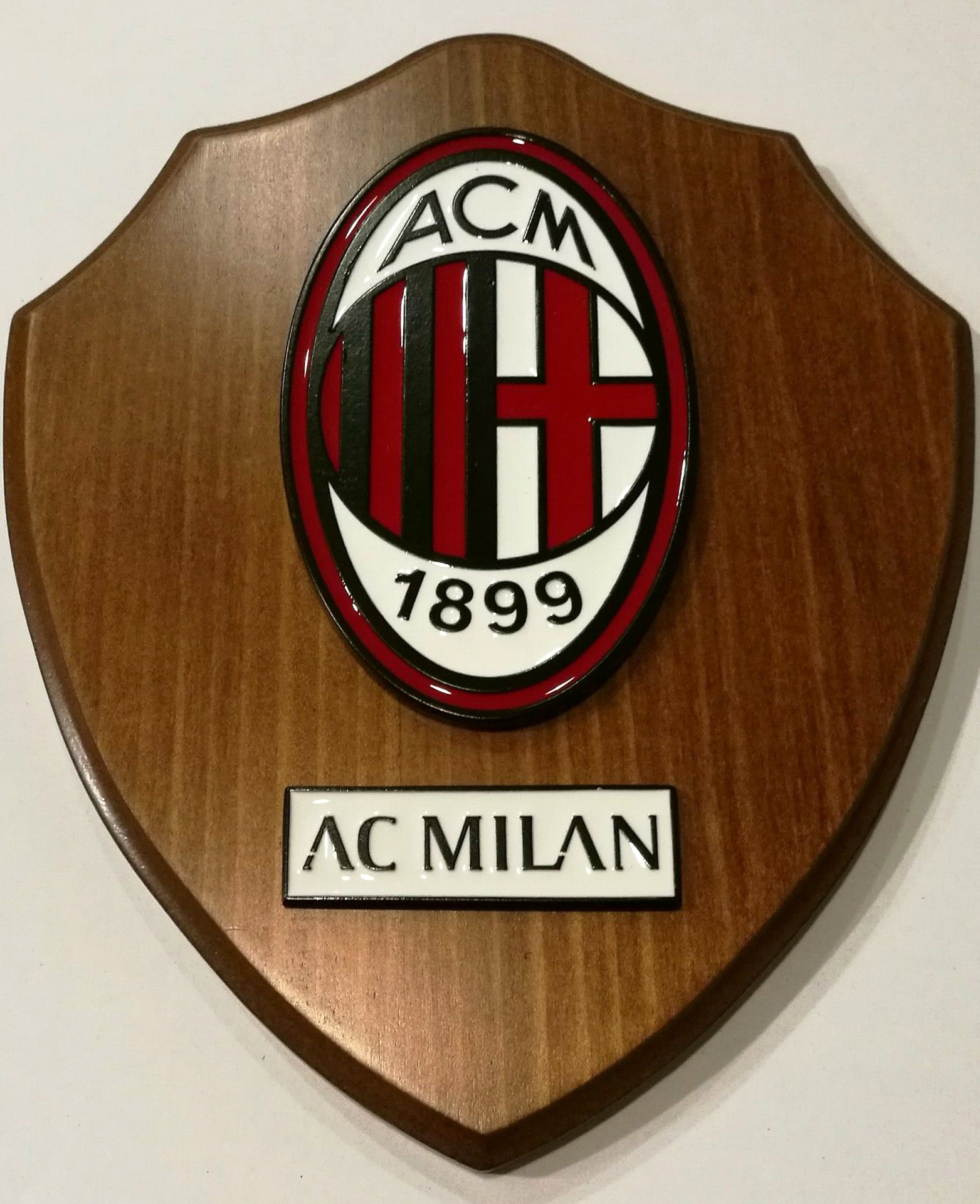 CREST ARALDICO art. MI1300 in legno logo ufficiale ACM Milan in metallo  nero e smalti